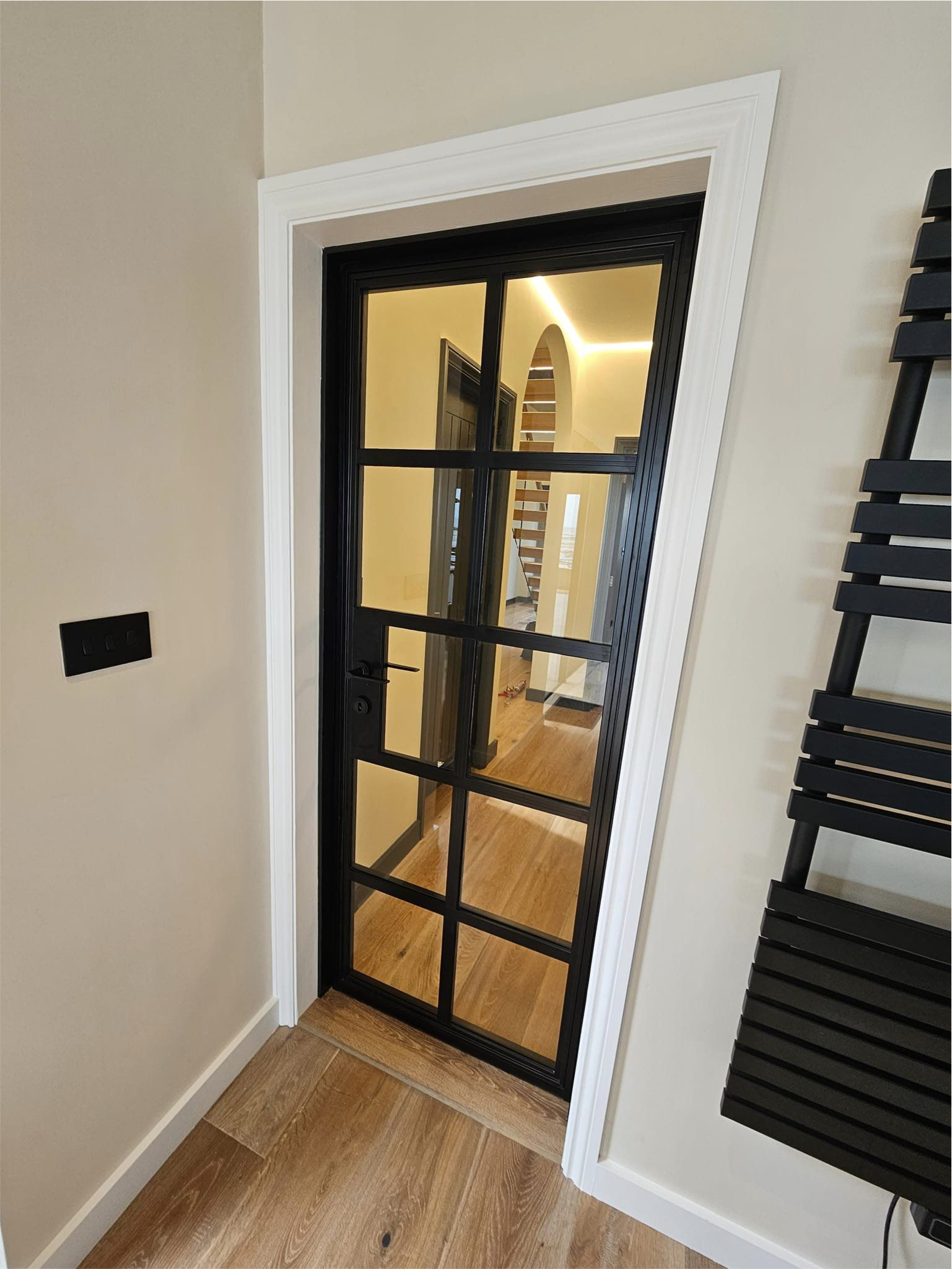 Featured Products Image by FF Windows Jersey